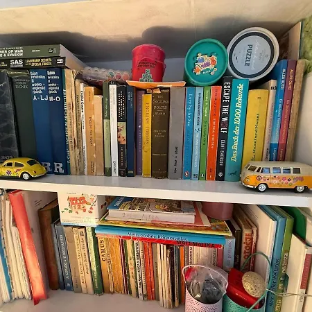 Riverside Near Centre, Balcony And Free Parking * 塞拉耶佛