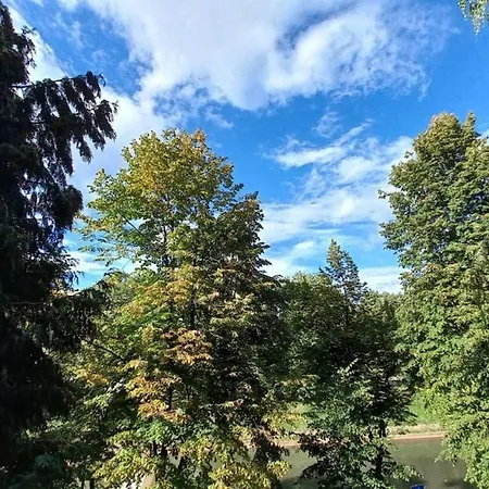 Appartamento Riverside Near Centre, Balcony And Free Parking Sarajevo