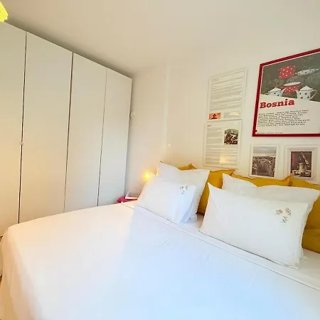 Riverside Near Centre, Balcony And Free Parking