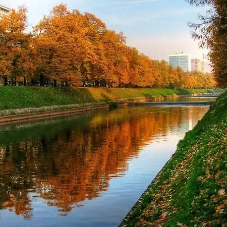 Riverside Near Centre, Balcony And Free Parking * Sarajevo