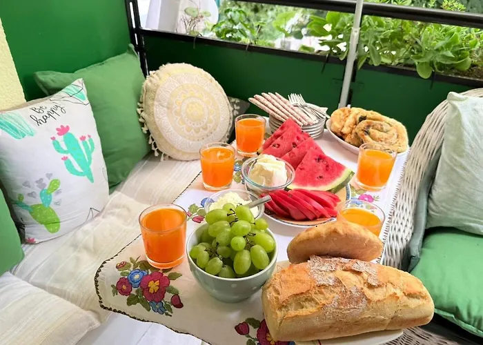 Riverside Near Centre, Balcony And Free Parking 公寓